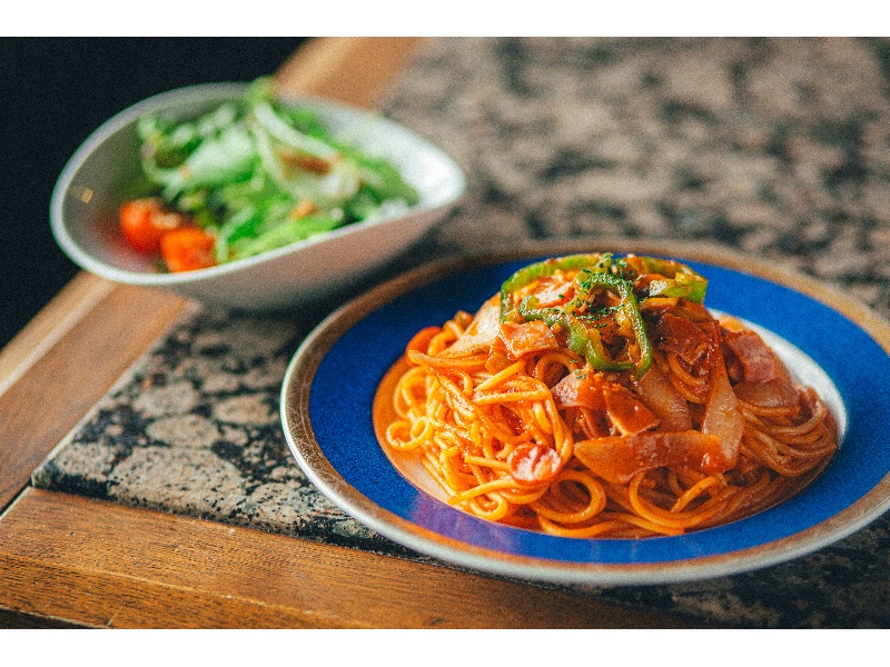 館内2階の喫茶ようようでは軽食も甘味もご提供可能