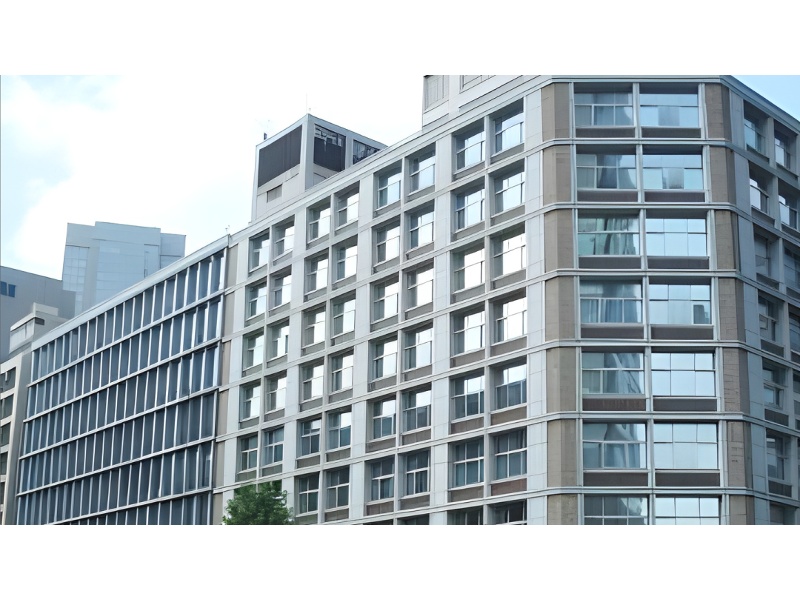 東京メトロ銀座線「虎ノ門駅」11番出口徒歩5分/東京メトロ銀座線・南北線「溜池山王駅」9番出口徒歩3分/東京メトロ日比谷線「虎ノ門ヒルズ駅」徒歩5分