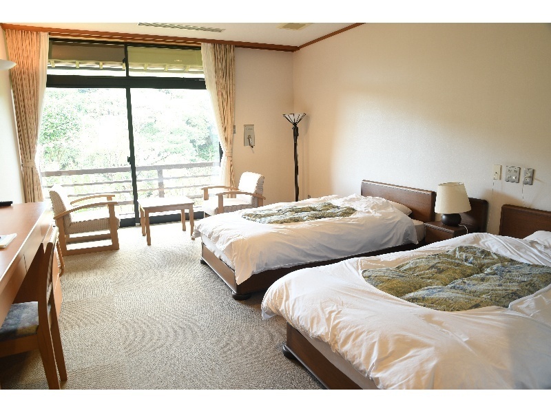 洋室（24㎡・32㎡）
ツインのお部屋です。
