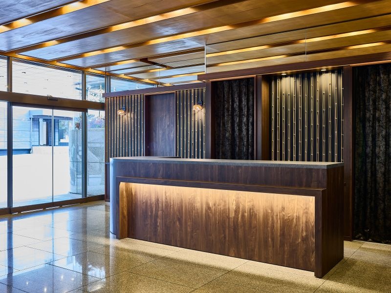 本館：エントランス