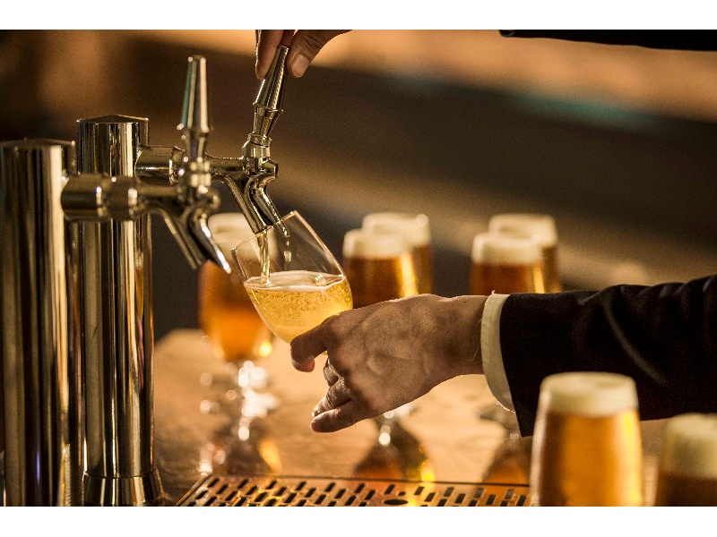 フリードリンクなので好きなだけお飲みいただけます