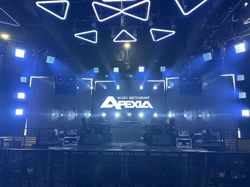 8Fステージ