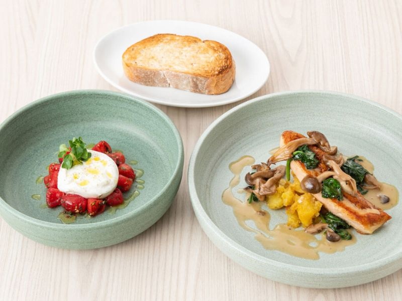 少人数の方からもご利用頂けます。ディナーコース3,600円(サ別)のイメージ写真です。