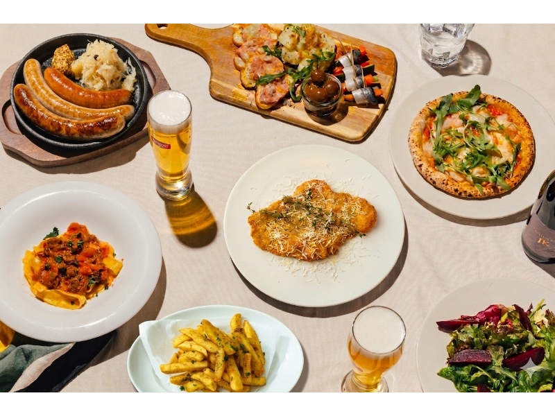 超得プラン！3時間＋プレミアム飲み放題♪定番のパスタやピッツァにシュニッツェルが楽しめる豪華コース【カイザーコース3H飲み放題つき】