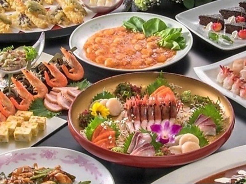 和洋中盛り合わせ8品 ￥9,500（税込）コース