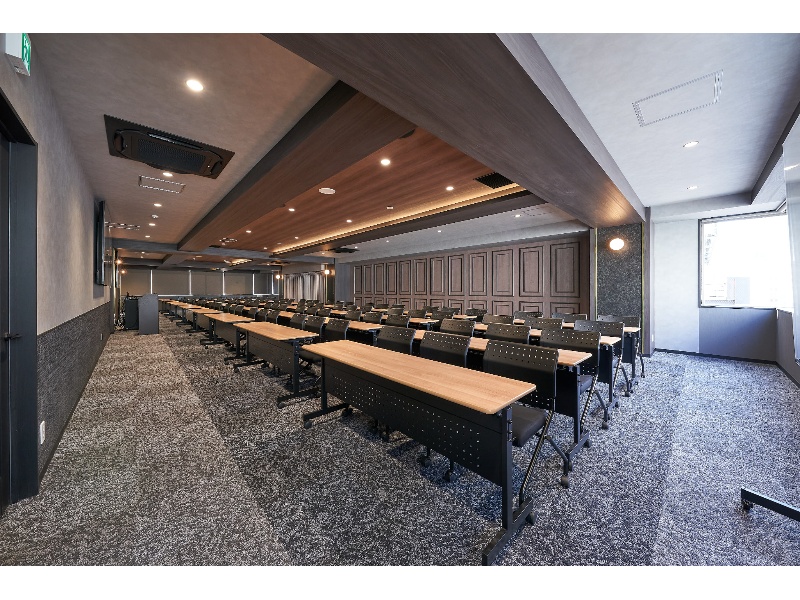 【メインフロア - スクール形式】- TIME SHARING 新橋駅前5F（銀座口） の写真