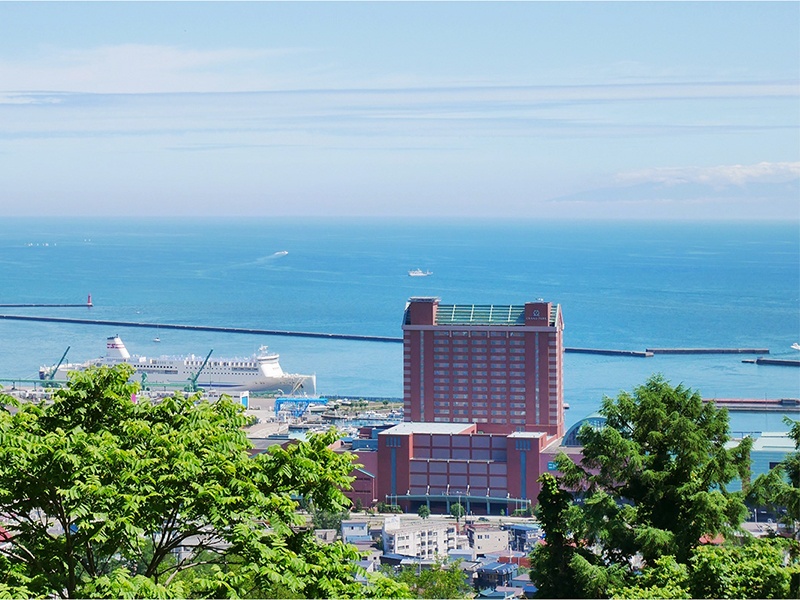 海と山に囲まれた素晴らしい環境にあるグランドパーク小樽。