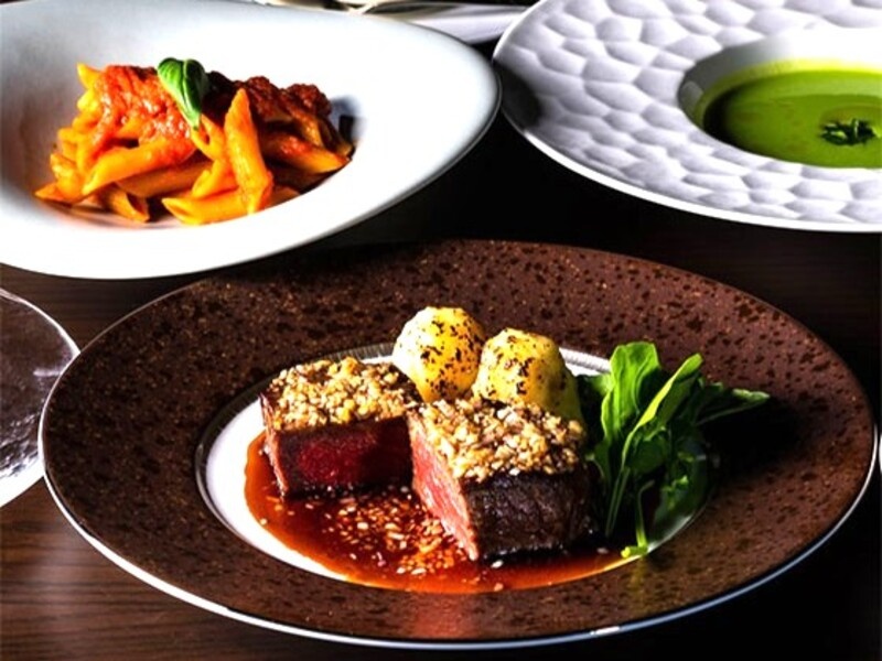 【お料理例】
旬を讃えた食材をふんだんに使っております。
