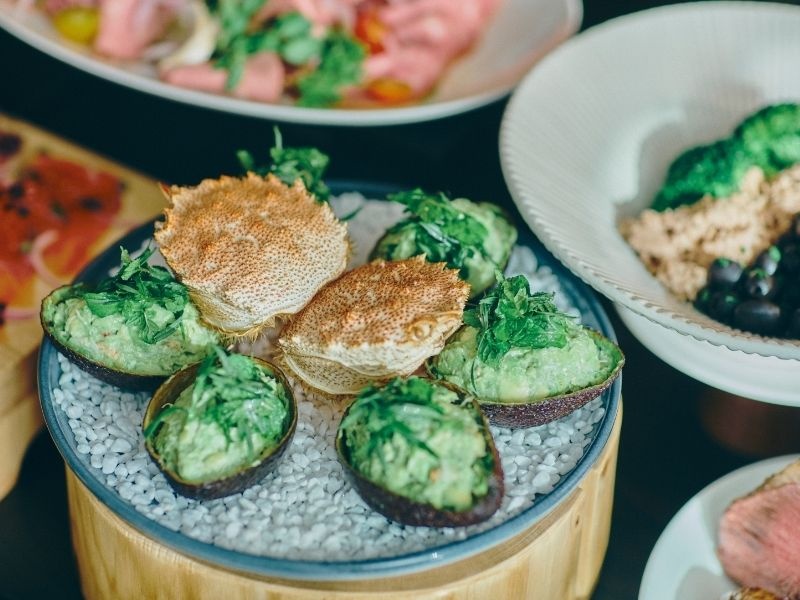 ブッフェ料理
カニとアボカドのサラダ