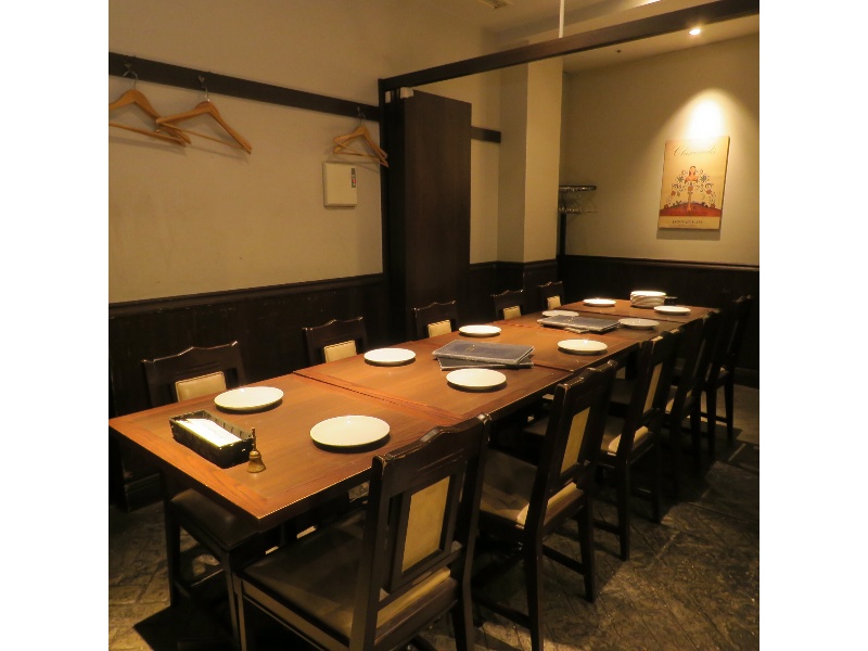 個室半個室、完全個室あり