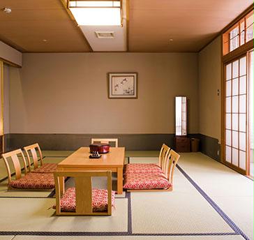 和室はスタンダードで12畳と、ゆったりとしたスペースを確保しております。