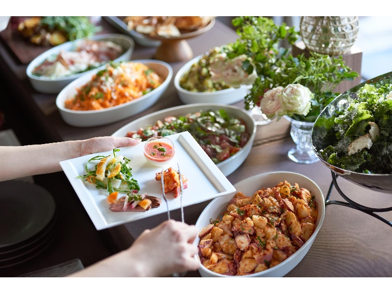 季節に応じた旬の食材を使用し、ご宴席に合わせたお料理をご提案。