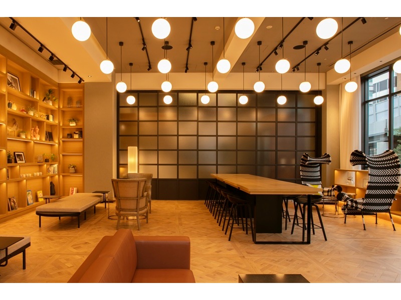 ロビーラウンジ