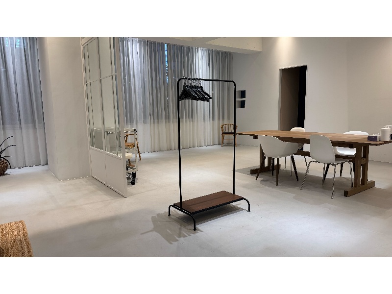 無料備品のハンガーラック