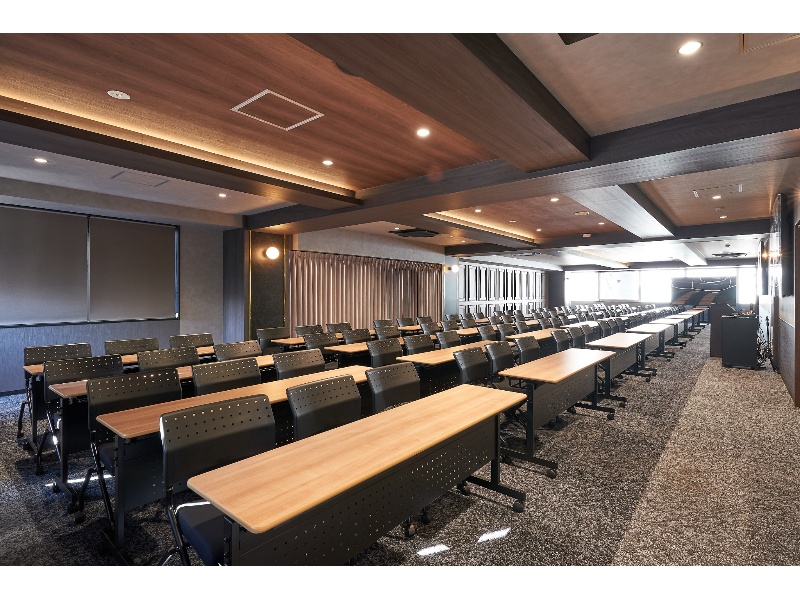 【メインフロア - スクール形式】- TIME SHARING 新橋駅前5F(銀座口) の写真