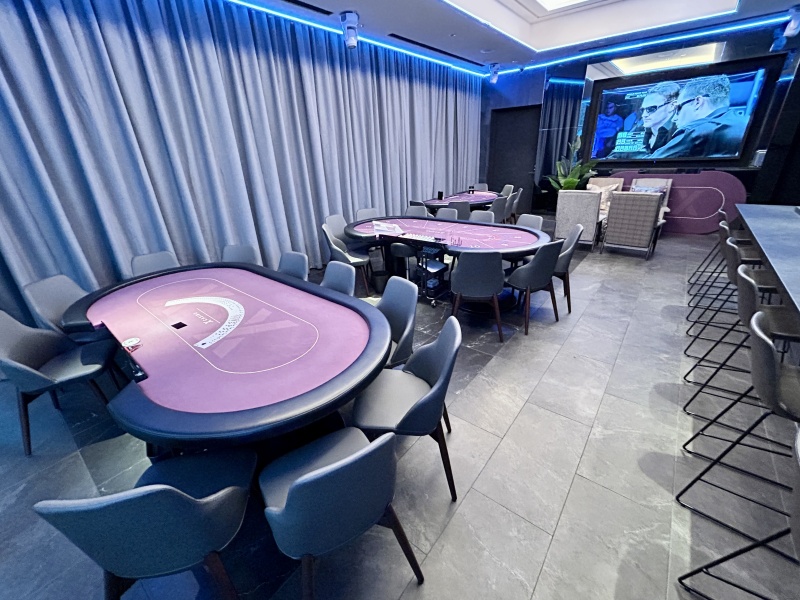 メインフロア_X CASINO（アミューズメントカジノ）＜東急歌舞伎町タワー5F＞