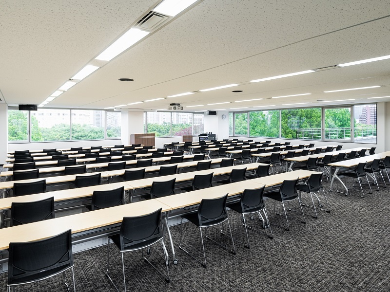 8F ROOM 4