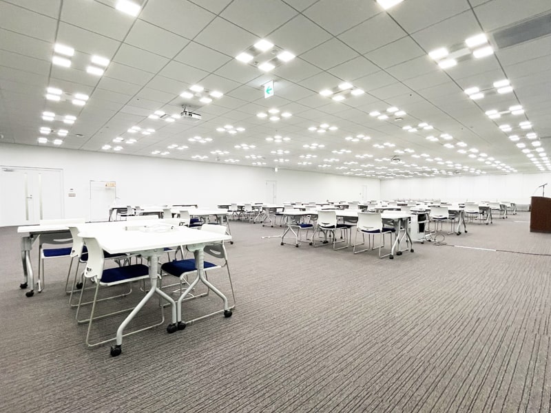 おすすめ用途：セミナー、イベント会場、展示会、学会、懇親会、社員研修、試験会場 等
