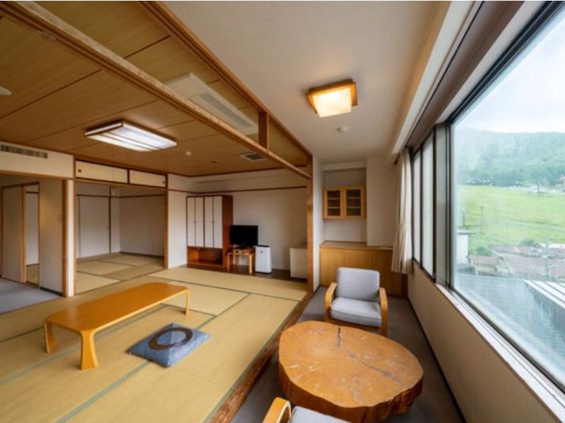 東館大和室
大きめの和室が2部屋