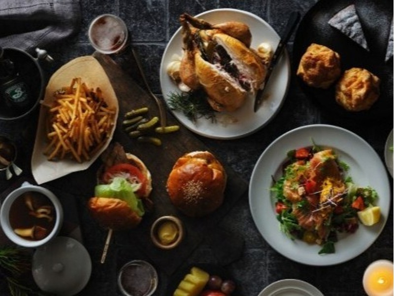 ハンバーガーが人気です。