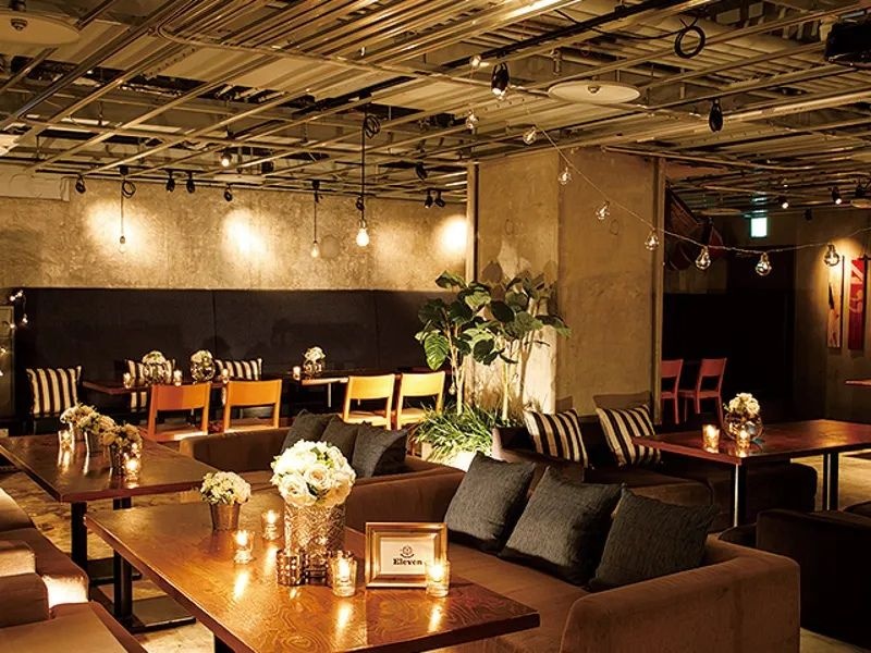 落ち着いた店内