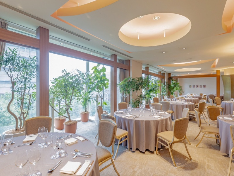 ［THE PARK ROOM／小宴会場］高層階（9階）
着席80名様／立食100名様