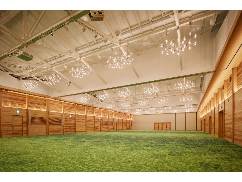 会場：アイビーエメラルドホール