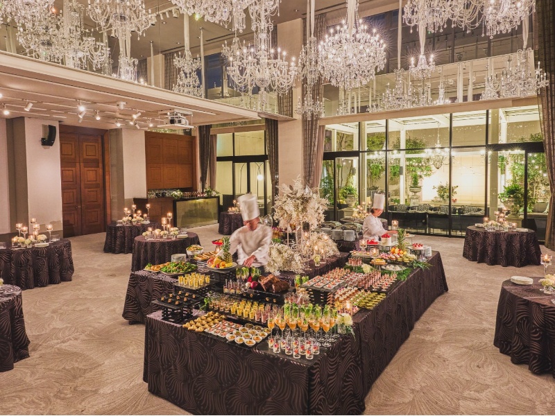 ◆1F・グランコート邸
天井高　7m
バンケット面積　306㎡

スクール：180名様
シアター：280名様