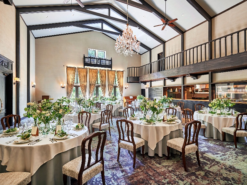 Bell Foret「ベルフォレ」
静かな木立に囲まれた、庭園に面したバンケット。