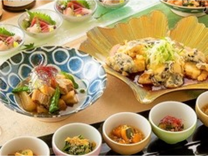 《個室確約》【みやびコース】全6品 2時間飲放付 4730円⇒4300円（税込）