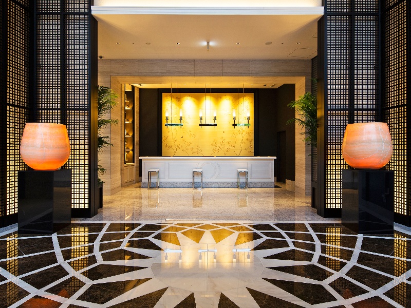 ホテル　エントランスロビー