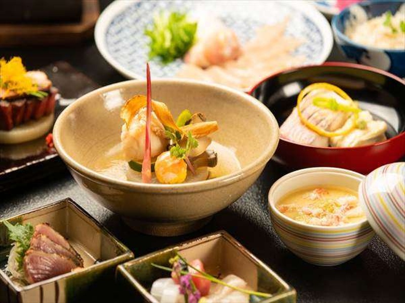 鮨・日本料理「暦」忘新年会プラン