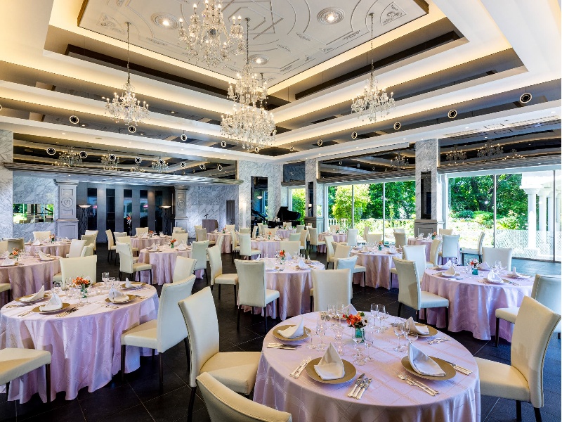 会議やセミナーの会場としてご利用いただけます。
少人数から100名を超えるセミナー、研修会、報告会などにもご利用いただけます。