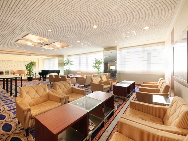 ３階ロビー
宴会前の待機にお使い頂けます。