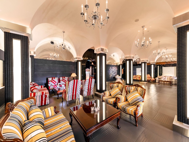 ゲストに寛いでいただくロビーも広々と設けています。