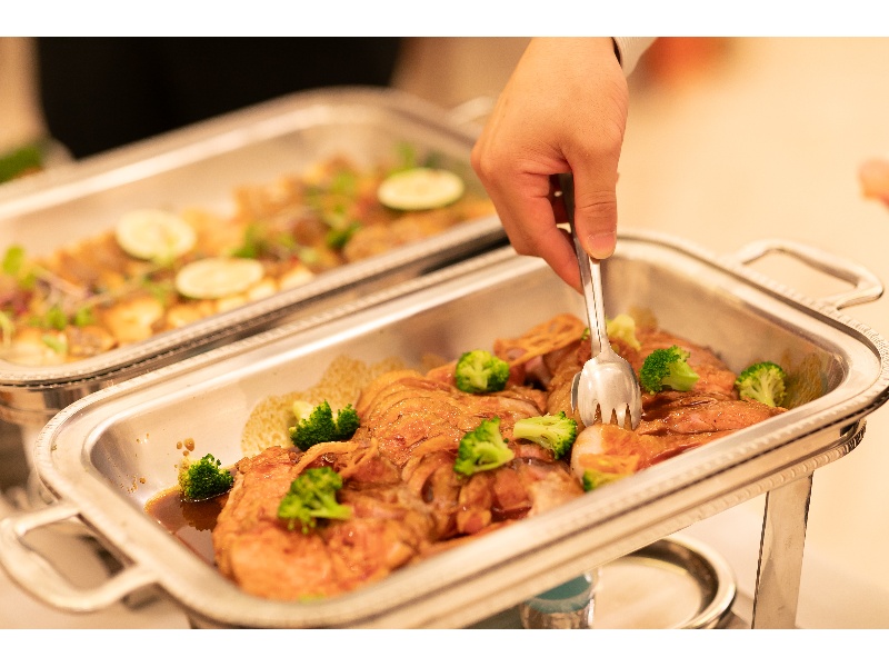 ビュッフェ料理