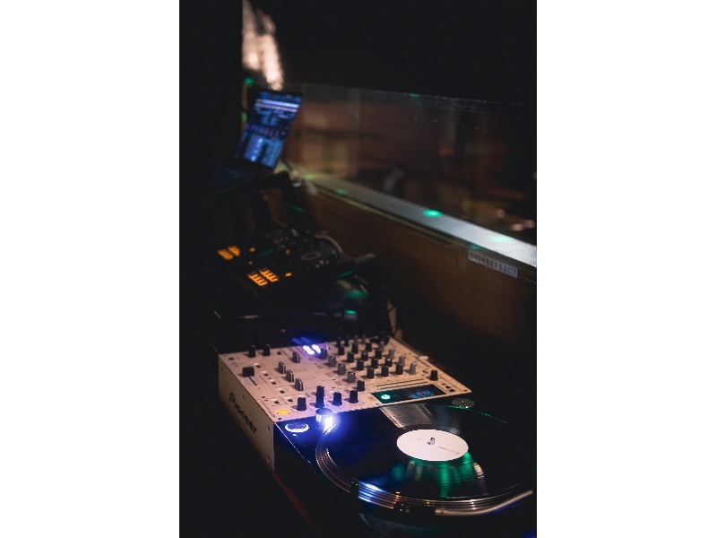 DJブース完備