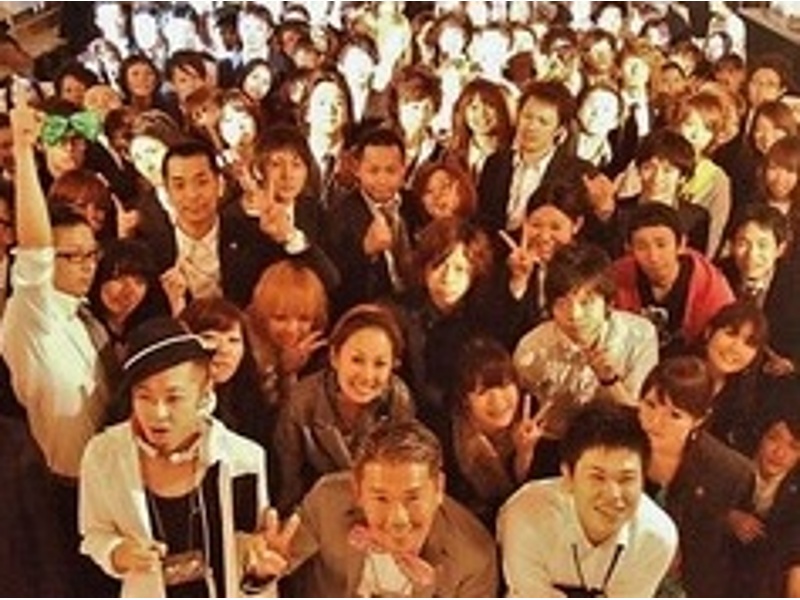 【追いコン・卒業パーティー向け】2.5時間飲み放題8品4500円＜シャンパンタワー×迫力満点花火＞