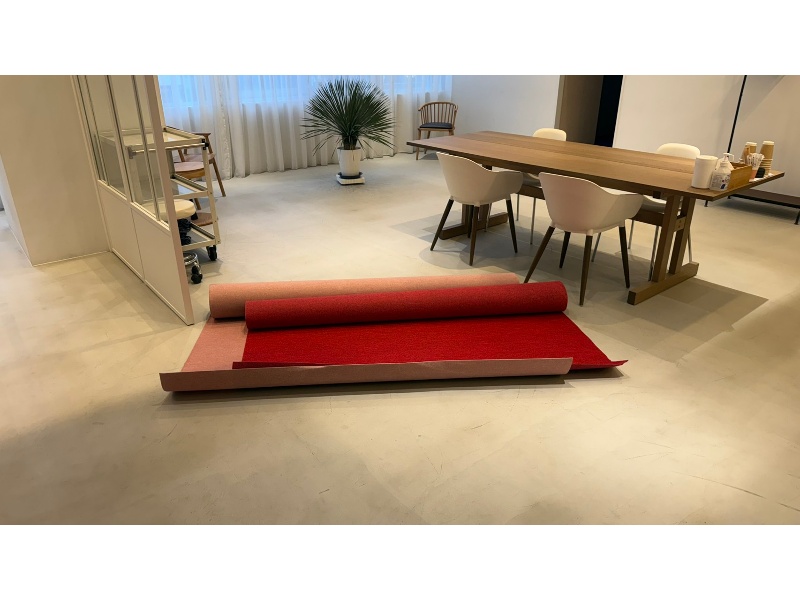 パンチカーペット