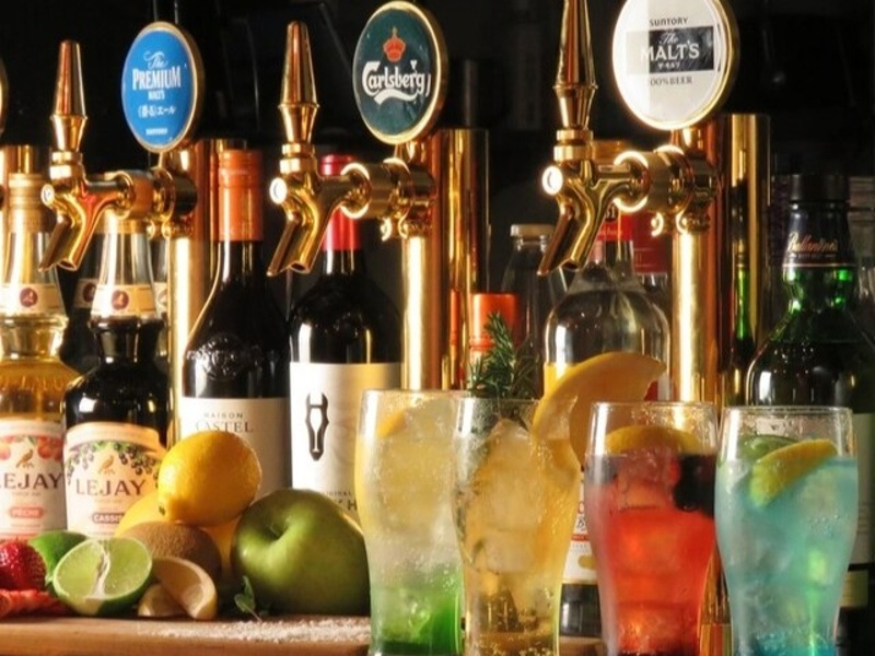 アルコール飲み放題！ビール・ワイン・カクテル・ハイボールなど種類豊富で幹事様も予算管理が楽々