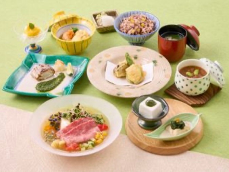 ランチメニュー
『夏の特別ランチ [昼限定] 　※日・祝日除く　　6月～8月』