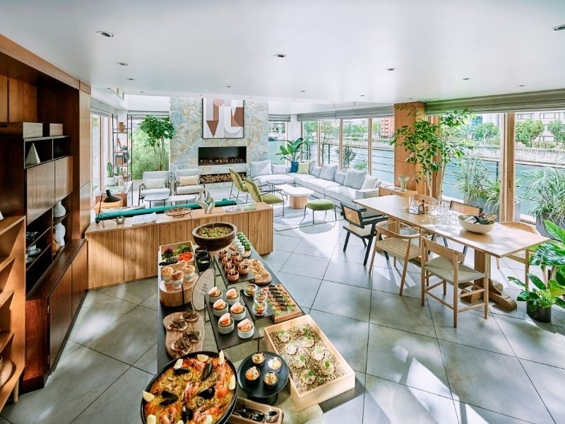 2階ダイニングルーム