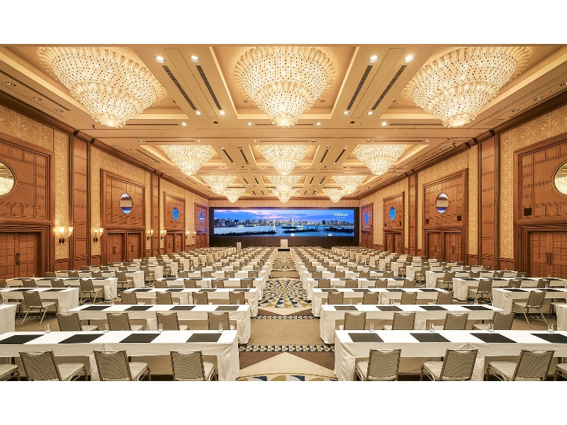 【ペガサス】国内ホテル最大級サイズのLEDスクリーン設置　天井高8m、1200㎡のボールルームで、株主総会や授賞式などにご利用可能