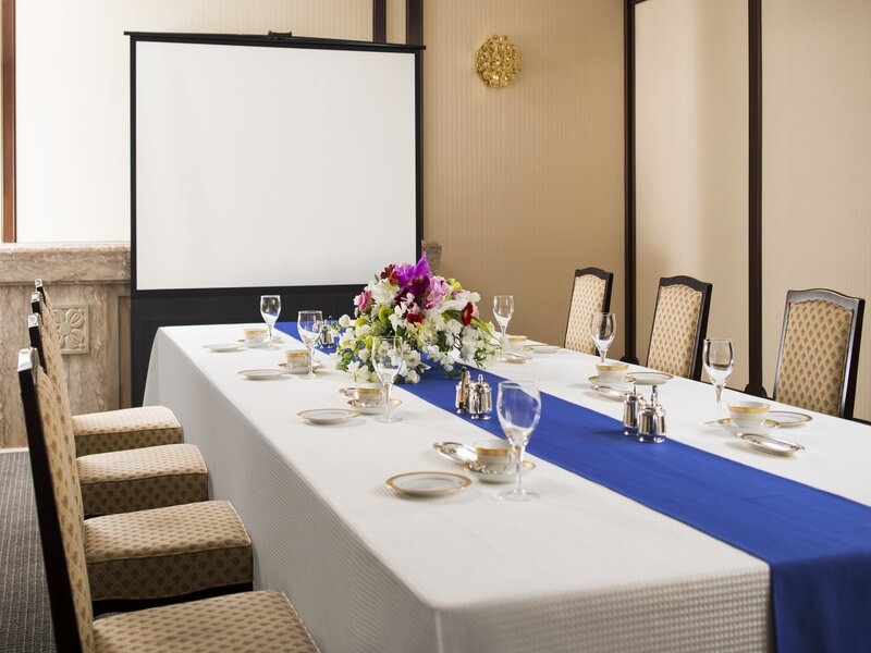 【2Fつつじの間】