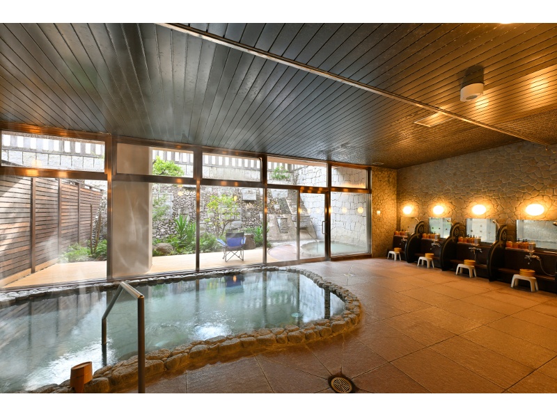 ■大浴場 子規の湯（15:00～23:00/6:00～9:00）ご宿泊・ご宴席ご利用の方はご利用いただけます。
