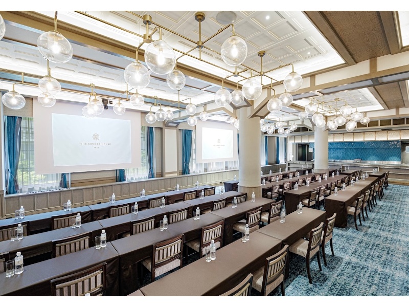 ＼2025年7月31日実施まで限定／【会議室料30％OFF】会議 & 懇親会プラン　会議会場費＋お食事¥5,000〜
