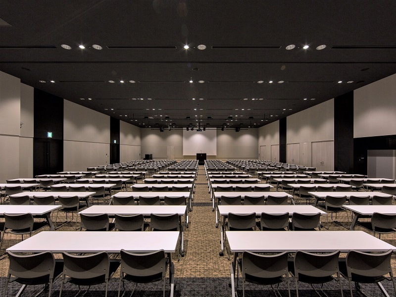 HALL 全体