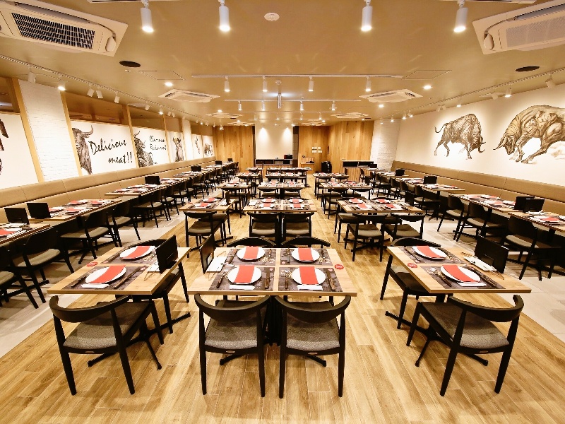 着席104名様、立食最大130名様まで収容可能