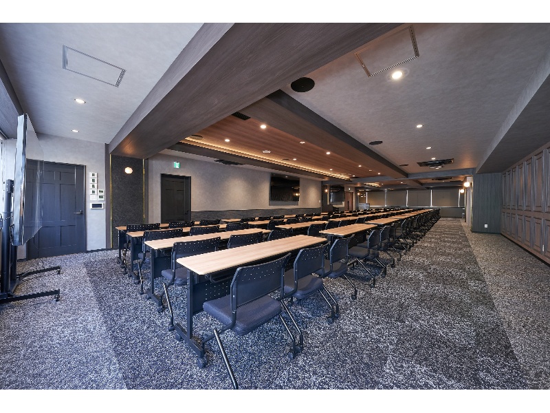 【メインフロア - スクール形式】- TIME SHARING 新橋駅前5F(銀座口) の写真