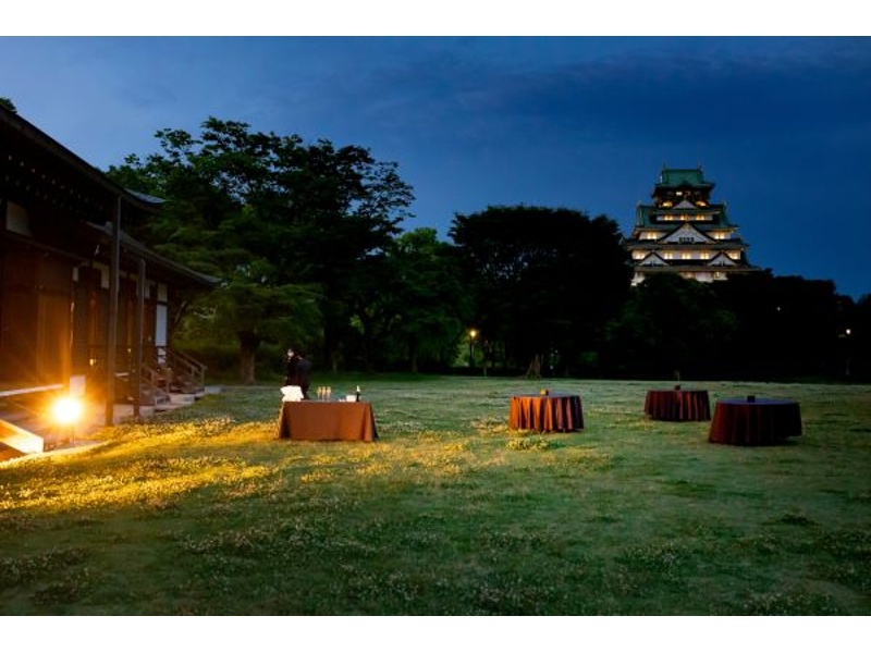 【夜の西の丸庭園】
